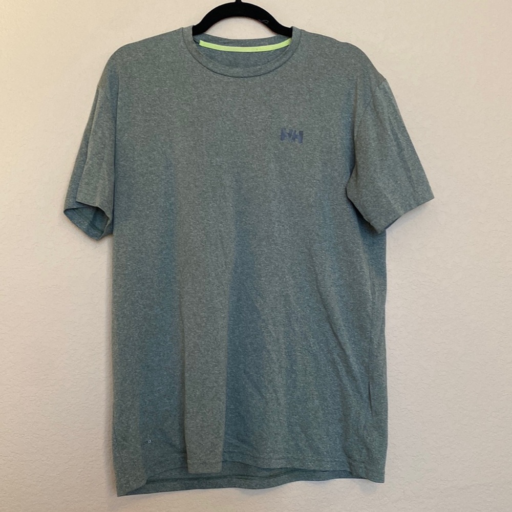 Men’s helly Hansen green tshirt